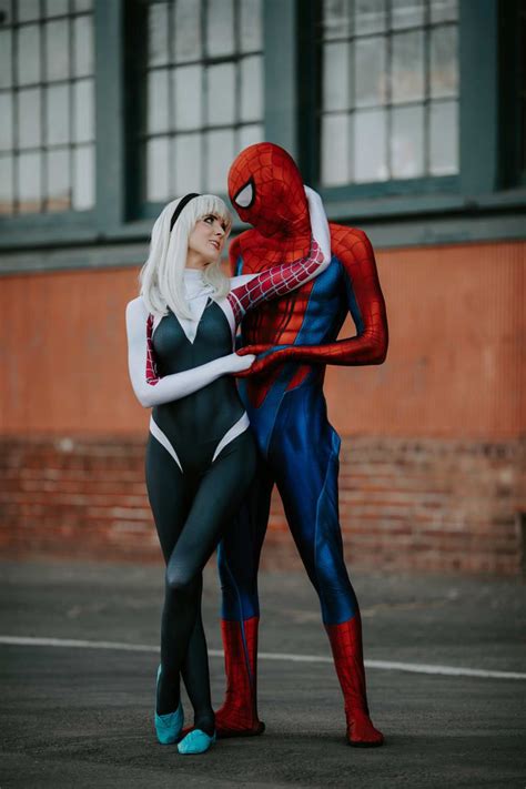 spider man and gwen costume